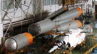 Russia allocates $60M to make tourist spacecraft