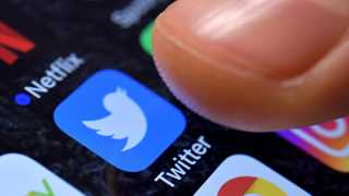 Twitter pays $809.5M to settle case against investors