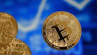 Bitcoin jumps 4.5% after Powell remarks