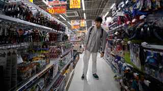 Japan retail sales down 4.1% in August