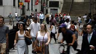 US consumer confidence surges in September