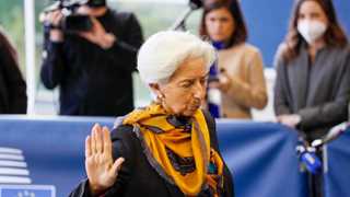 Lagarde: Economy to return to pre-pandemic levels this year