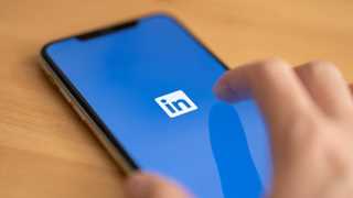 LinkedIn to shut down in China