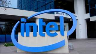 Intel Q3 revenue misses estimates at $19.2B