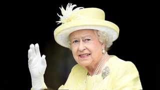 Queen Elizabeth II spends night in hospital