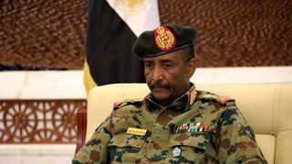 Sudanese general dismisses government