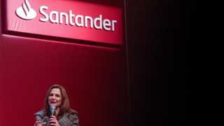 Santander’s Q3 total income up 8% to €11.9B