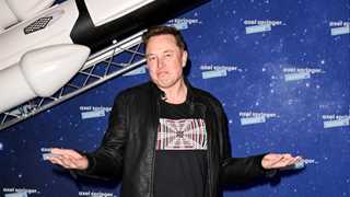 Musk sells $1.1B in Tesla stock