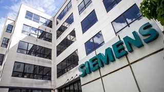 Siemens reports revenue of €17.4B in Q4