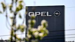 Stellantis rules against outsourcing Opel plants