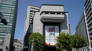 Asia mixed after Japan data, Nikkei plunges