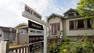 US pending home sales up 7.5% in October