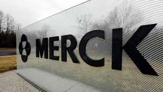 FDA panel backs Merck’s at-home COVID pill