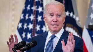 Biden hails US new job results