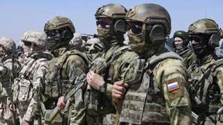 Ukrainian minister: 94,000 Russian troops on border