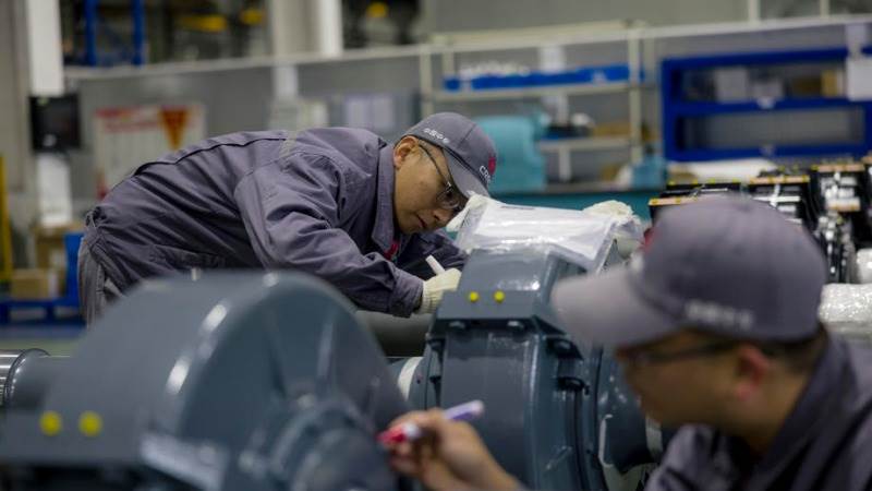 China’s manufacturing PMI hits 6-month high in December