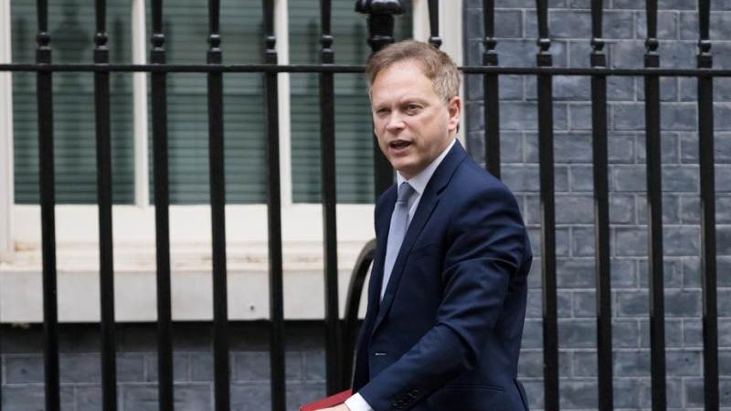 UK’s Shapps confident people can enjoy Christmas