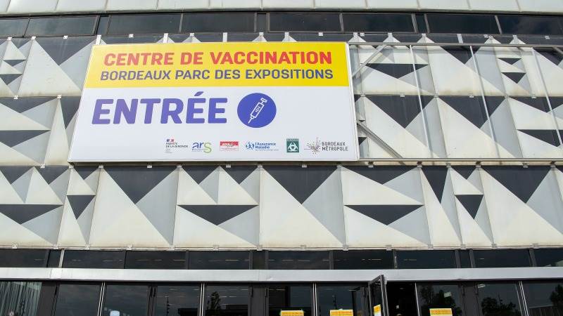 France allows COVID-19 shots for all kids aged 5-11