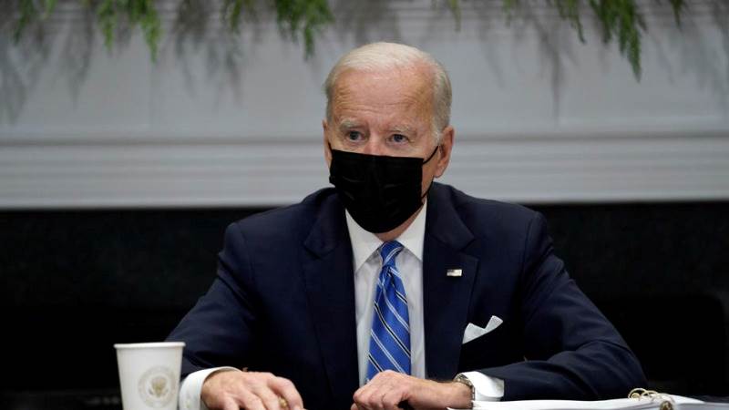 Biden: Large numbers of fully vaccinated may get COVID Omicron variant