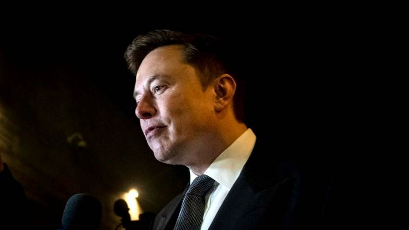 Musk: Sale of 10% of Tesla stake nearly done