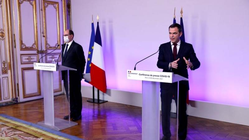 Paris adds new measures, but no lockdowns – France PM