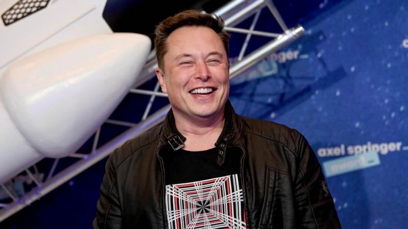 SpaceX raises more than $337 million