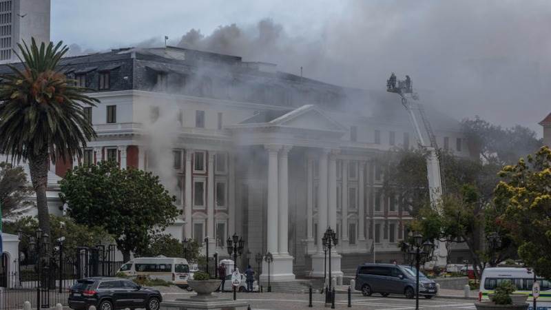 Fire ‘severely damages’ South African parliament