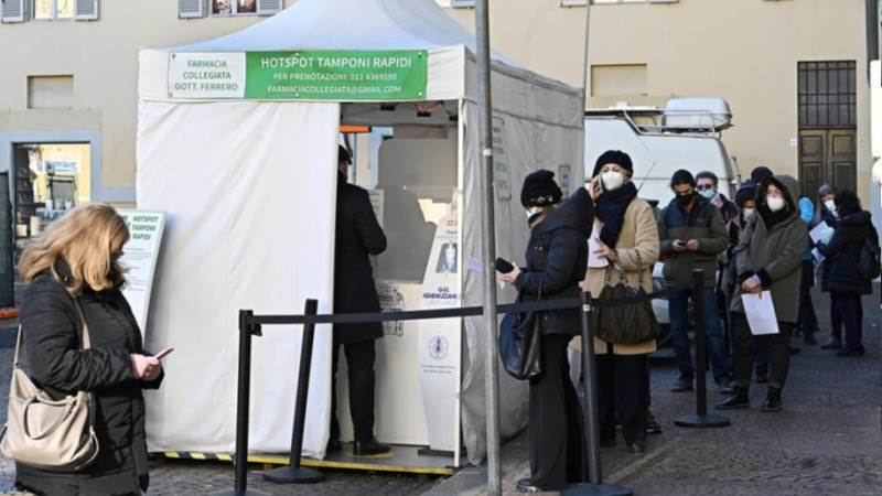 Virus cases in Italy rise by record 189,109 in one day