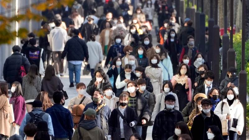 Japan to renew restrictions as Omicron cases rise