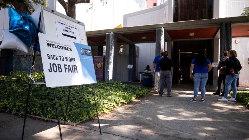 US initial jobless claims up 23,000 to 248,000