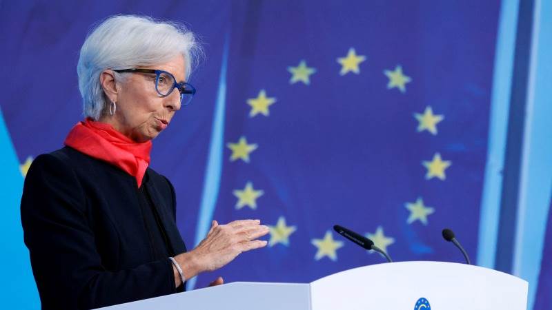 Lagarde refuses to assess rate hike likelihood in 2022