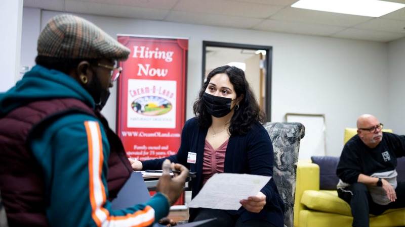 US jobless claims up 23,000 to 230,000