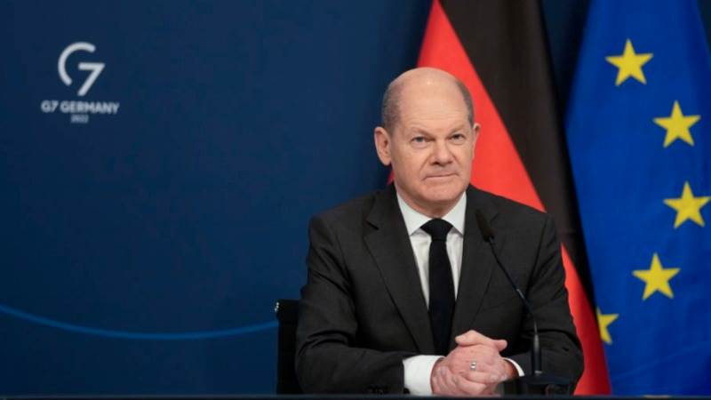 Scholz: Silence on Ukraine not an option