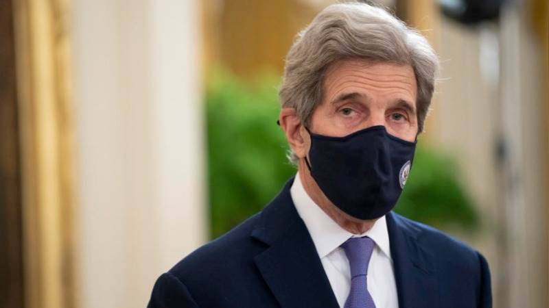 Kerry: Govts investing too little in clean energy