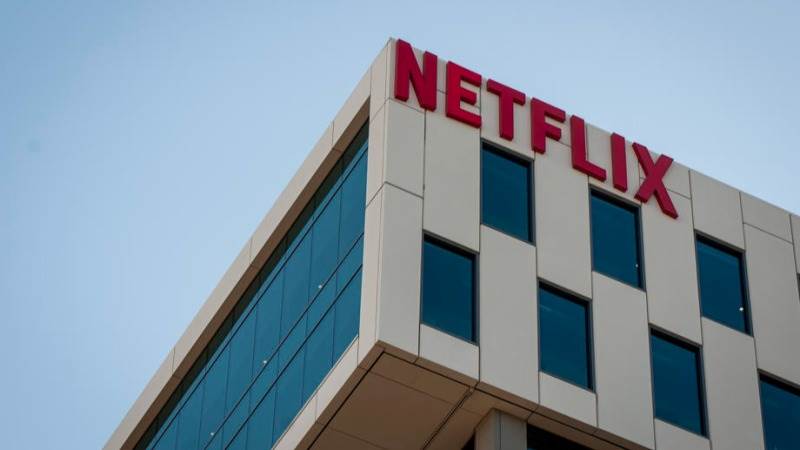 Netflix’s Q4 revenue rises by 16% to $7.71 billion