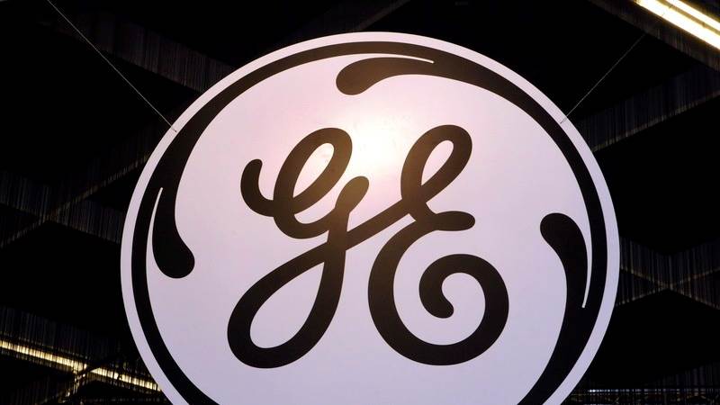 GE’s revenues down YoY to $20.3B in Q4