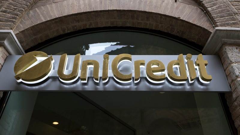 UniCredit’s Q4 revenue at €4.4B, up 4.7% on the year