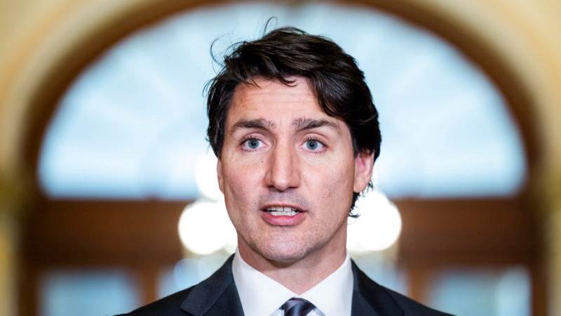 Justin Trudeau tests positive for COVID-19