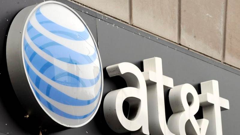 AT&T’s third-quarter revenues total $30 billion