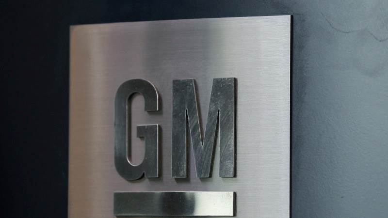 GM: Auto sales should rise in 2022 despite inflation