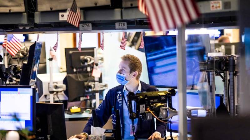 US opens lower, Nasdaq sinks 2.9% on Meta’s plunge