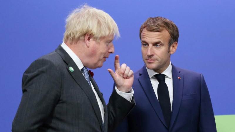 Johnson, Macron discuss Ukraine crisis