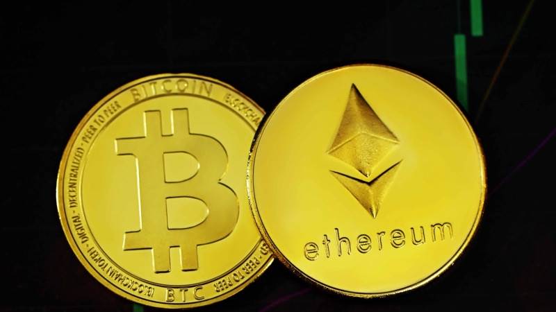 Bitcoin, Ethereum tumble amid fraud concerns