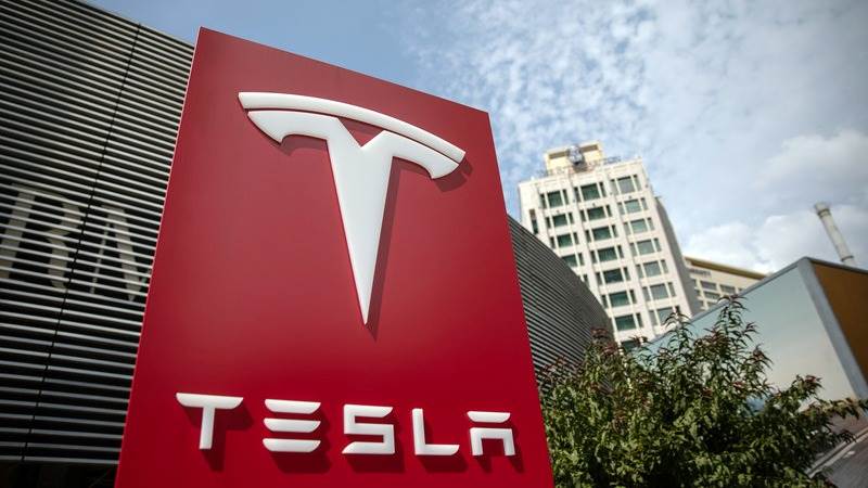 Tesla gets several bids for new China Gigafactory – report