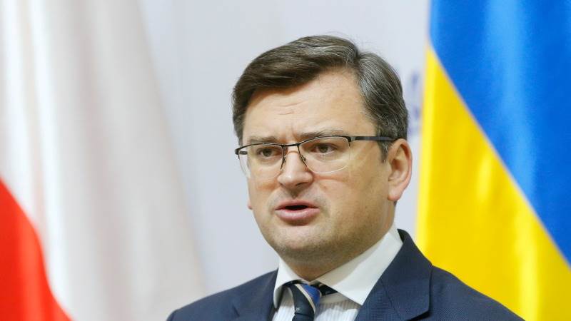 Ukraine calls for sanctions on Russia before invasion