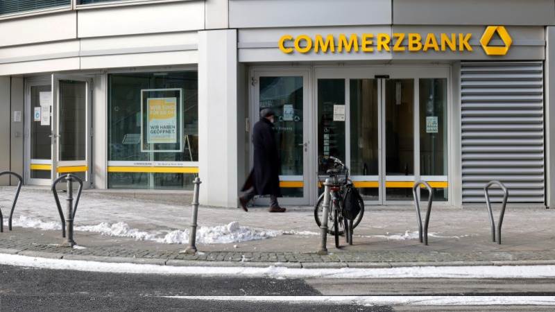 Commerzbank posts revenues of €2.1B in Q4