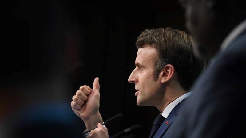 Macron calls for ceasefire in Donbas