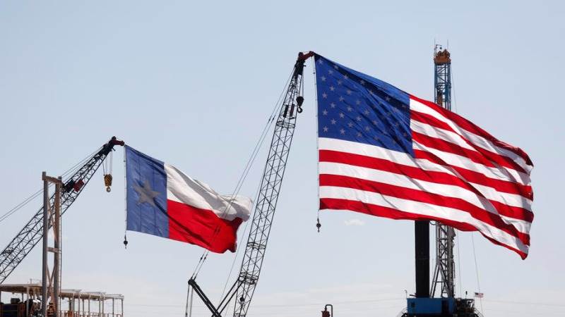 Number of US oil rigs up by 4 to 520 – Baker Hughes