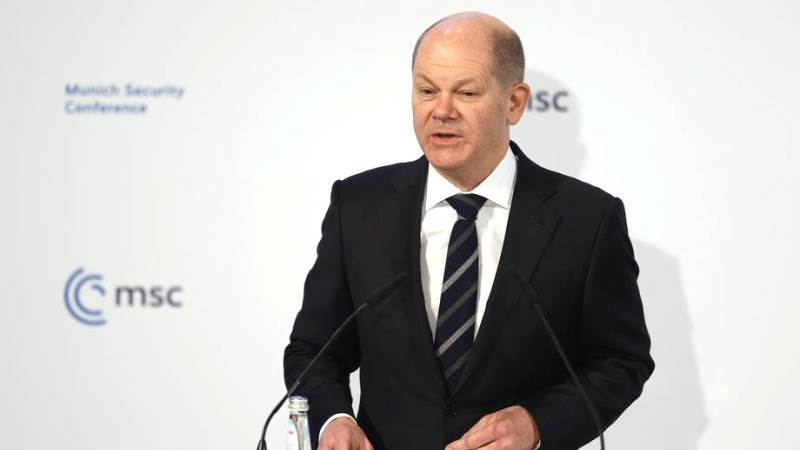 Scholz: Recognition conflicting with the Minsk agreements