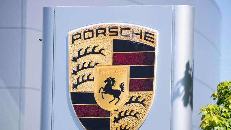 VW, Porsche discussing agreement on IPO